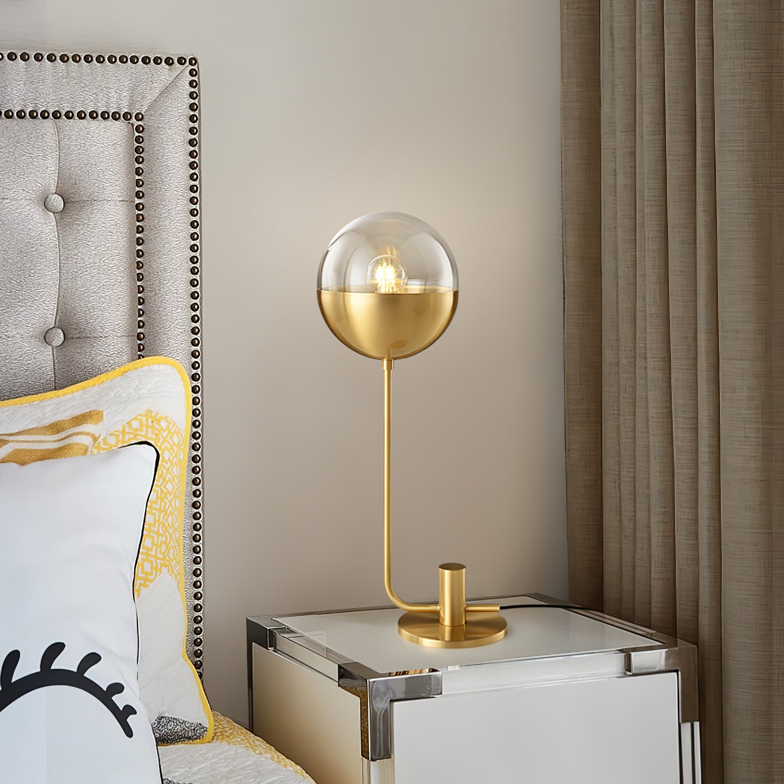 Brass Globular Table Lamp - Lumpaz