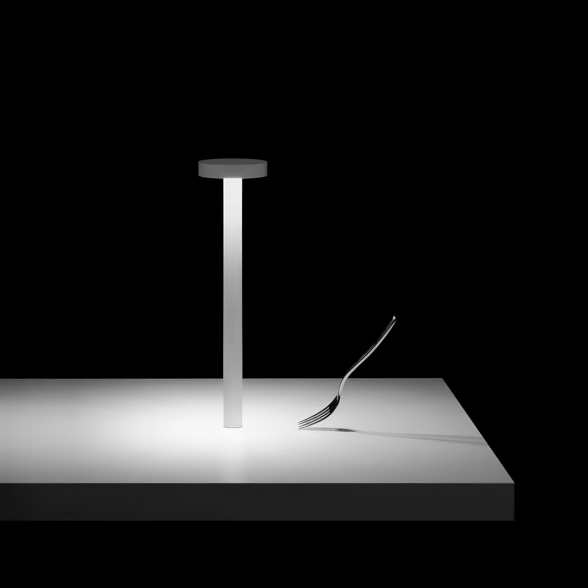 Tetatet Built-in Battery Table Lamp - Lumpaz