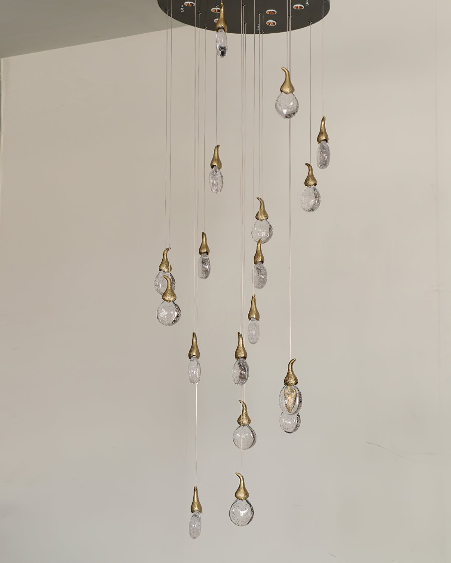 Leo Bubble Chandelier - Lumpaz