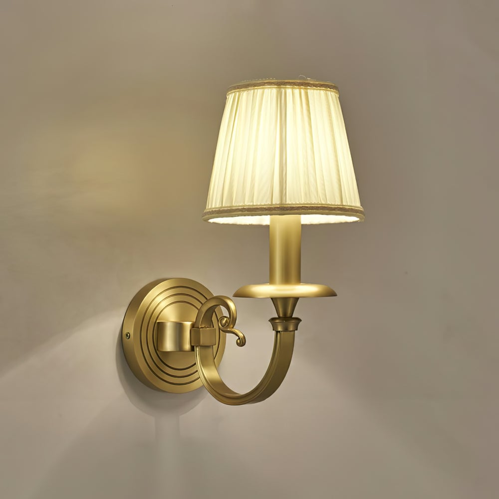 Pleated Brass Wall Lamp - Lumpaz
