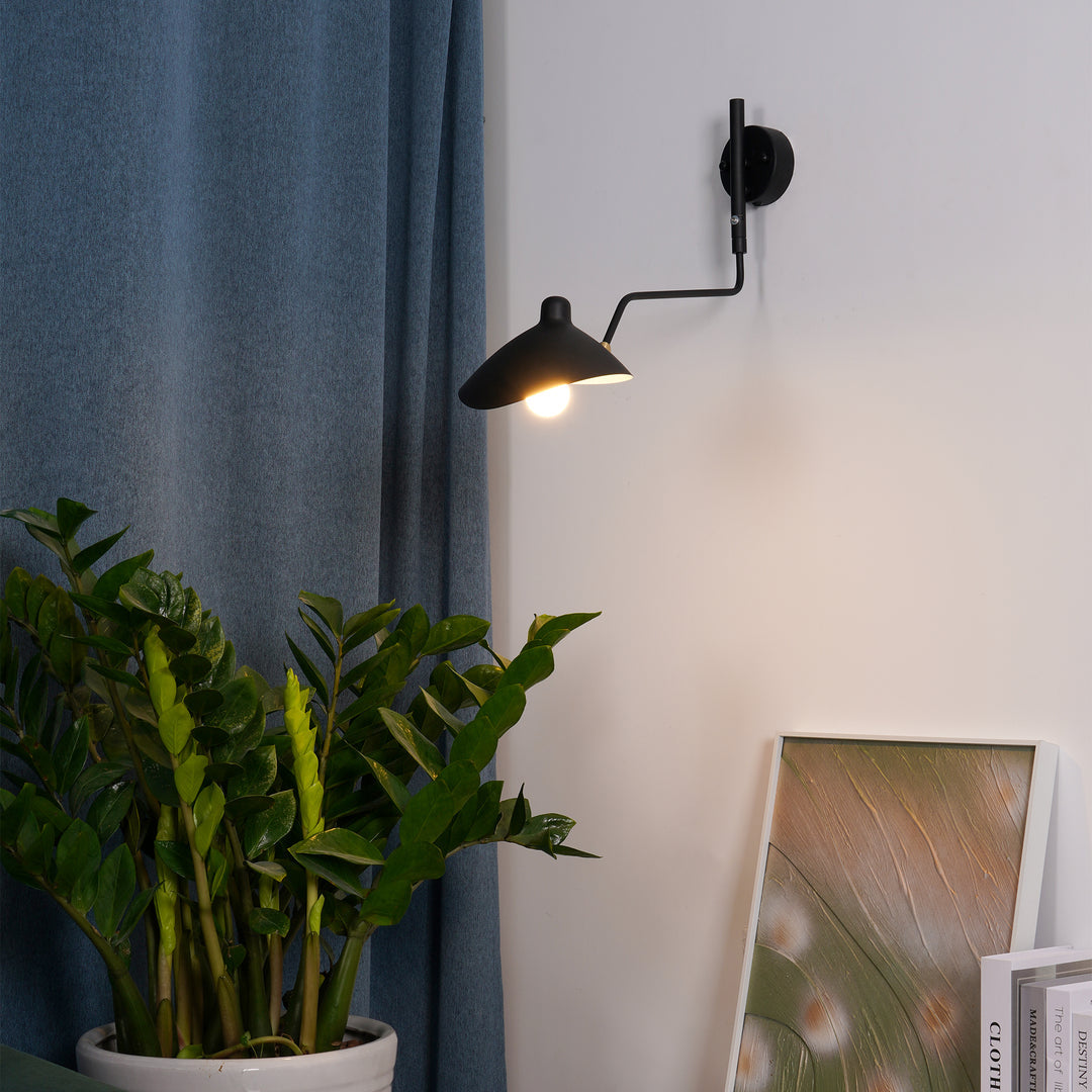 Serge Mouille Wall Lamp - Lumpaz