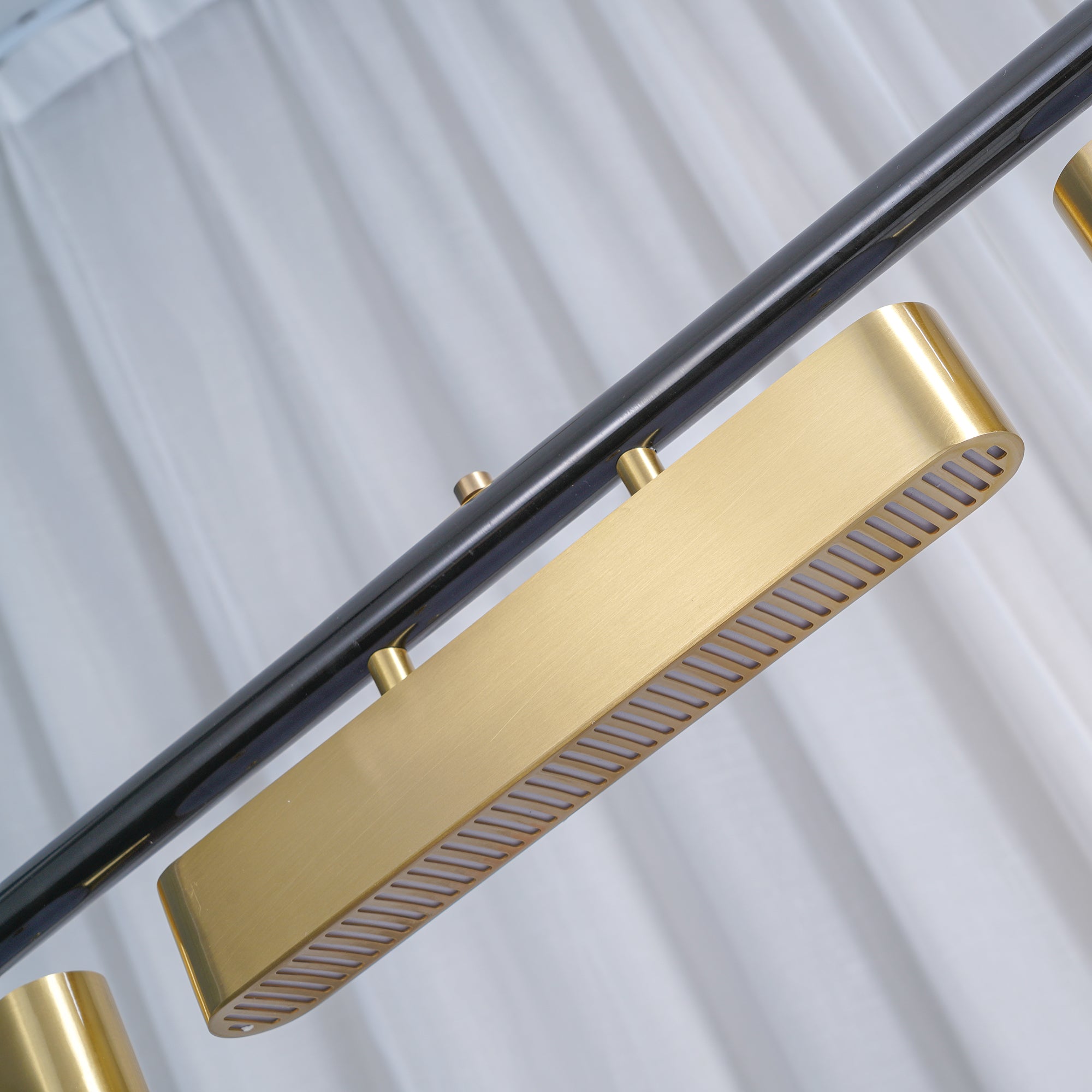 Colt Pendant Light - Lumpaz