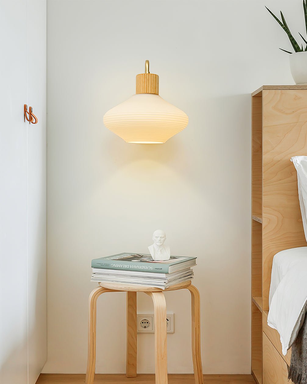 Wohlert Wall Lamp - Lumpaz