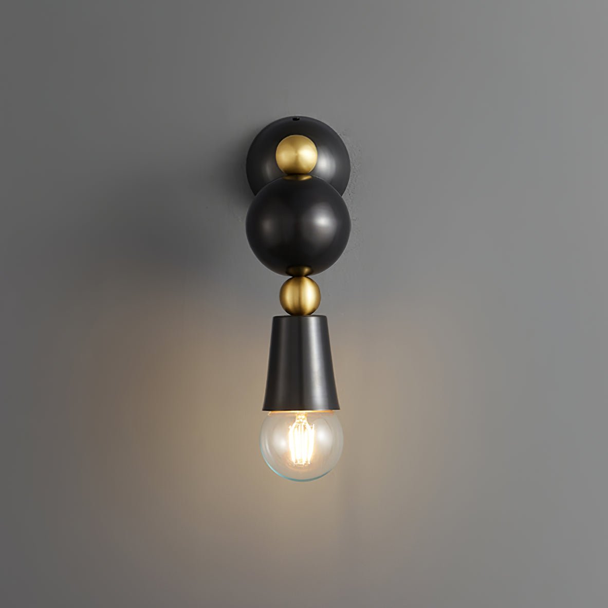 Spindle Wall Lamp - Lumpaz