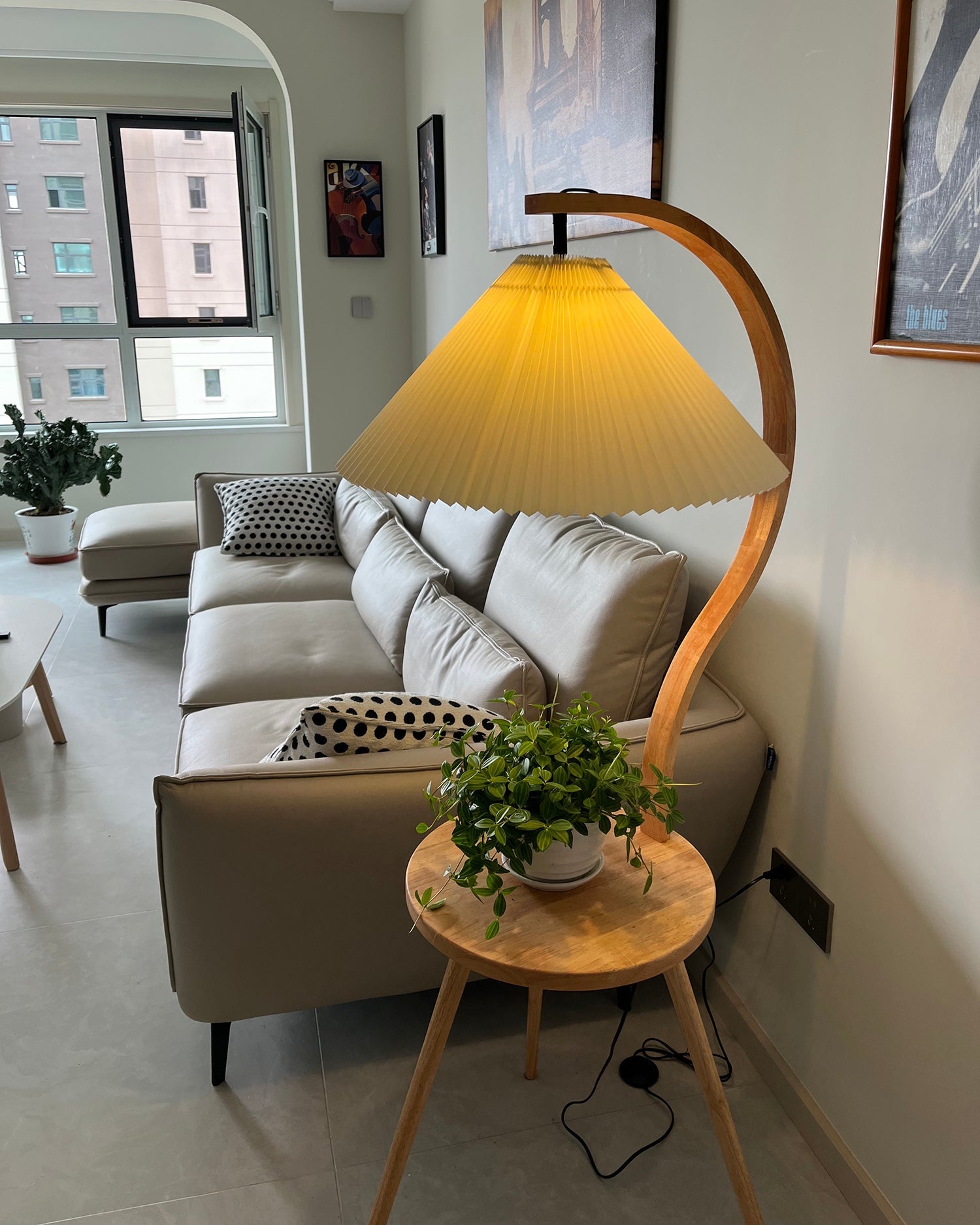 Caprani Tray Floor Lamp - Lumpaz