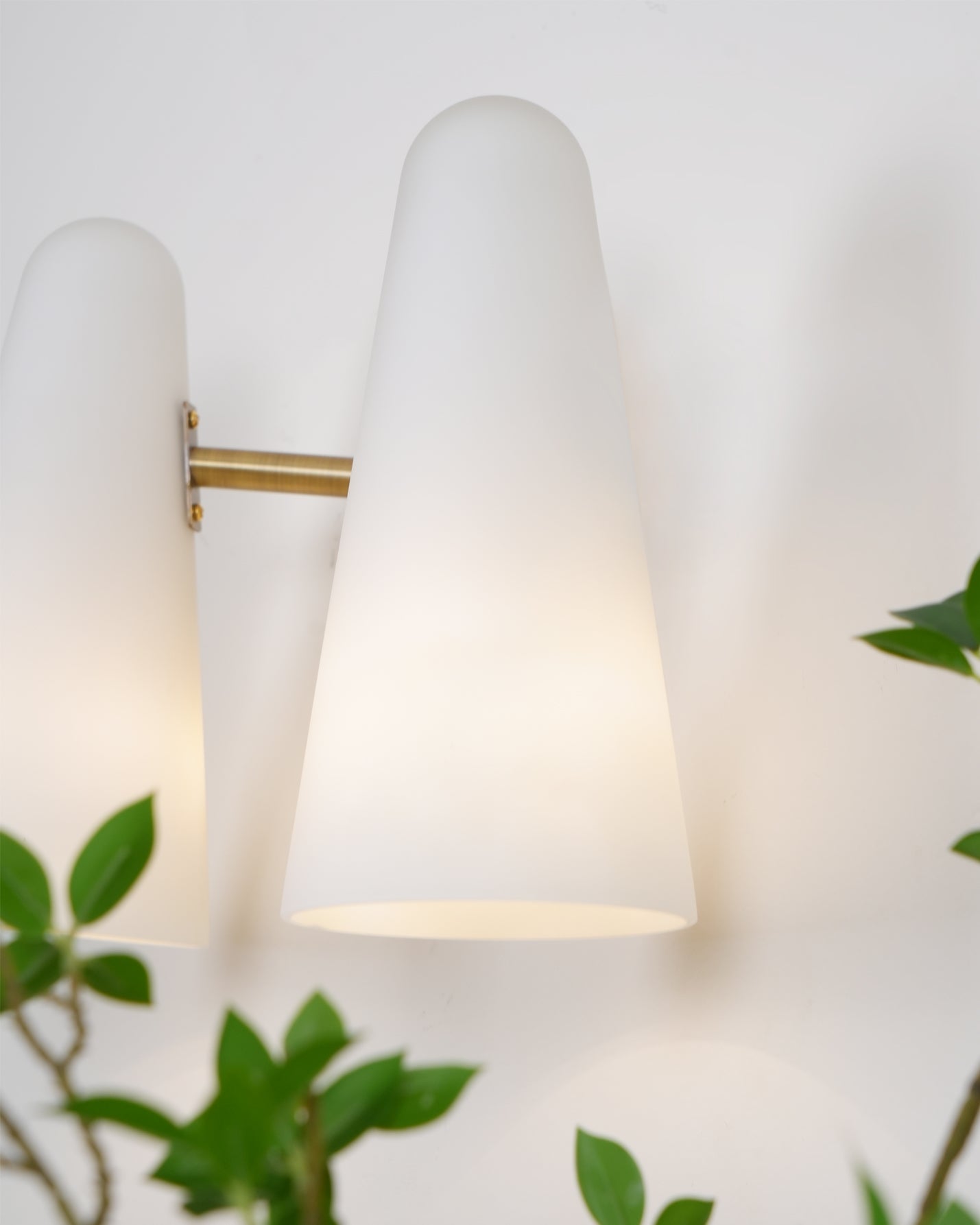 Montfaucon Wall Lamp - Lumpaz