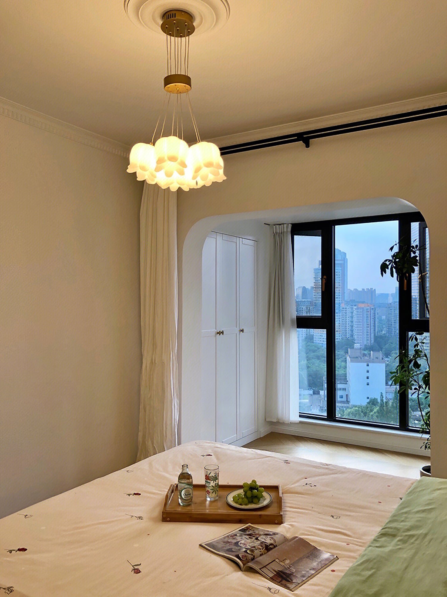Lily Of The Valley Chandelier - Lumpaz