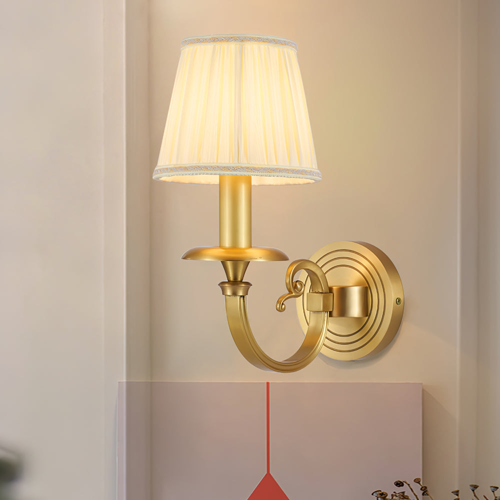Pleated Brass Wall Lamp - Lumpaz