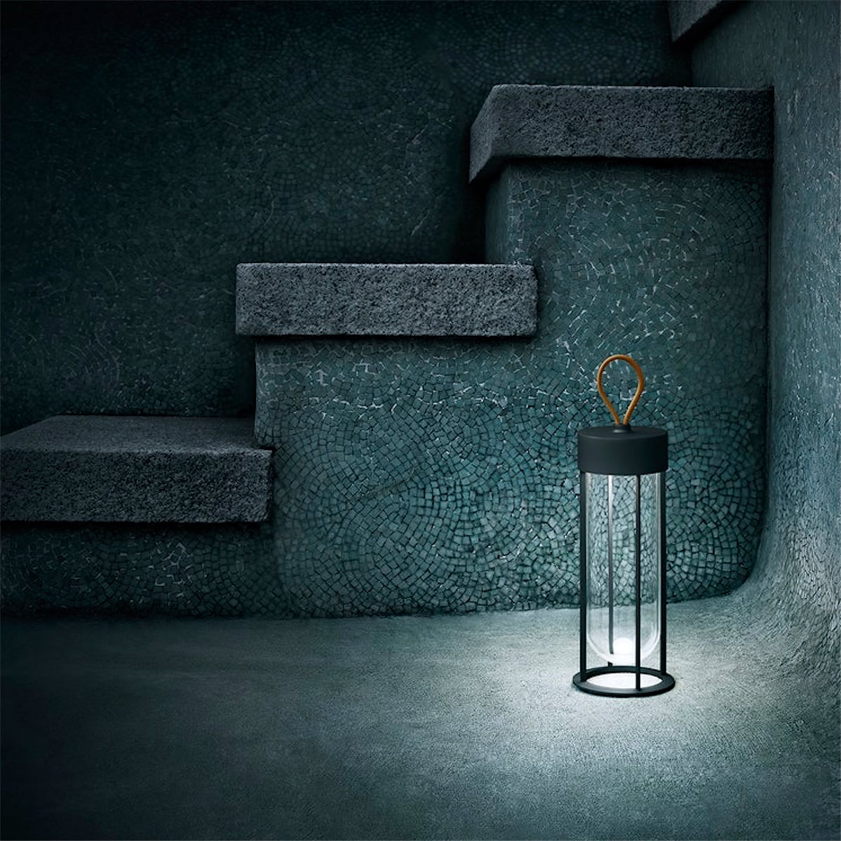 Vitro Built-in Battery Table Lamp - Lumpaz