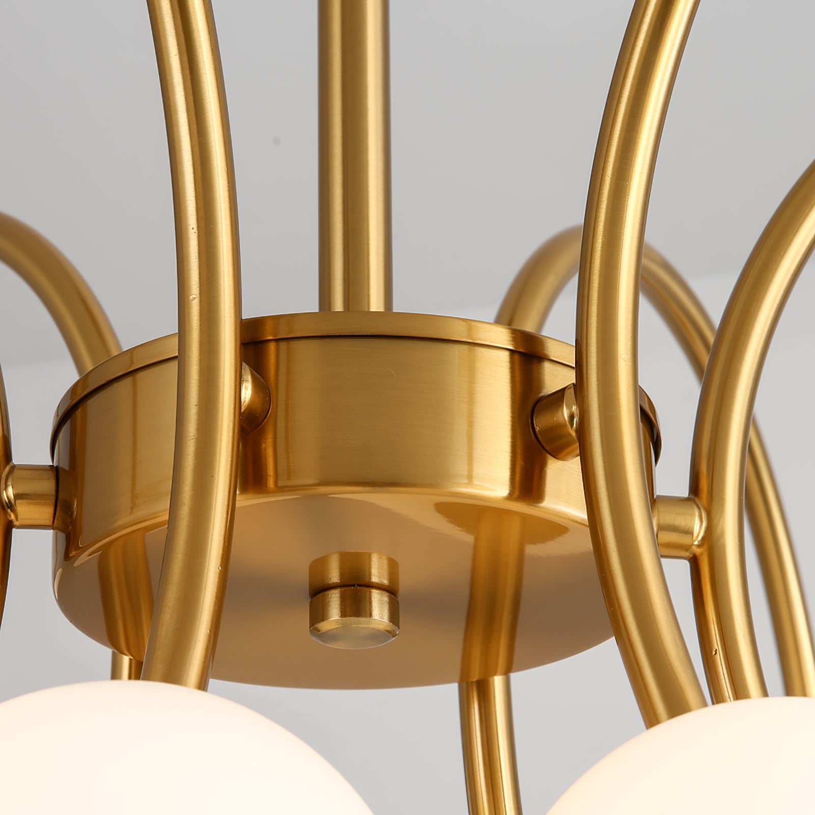 Pearls Chandelier - Lumpaz
