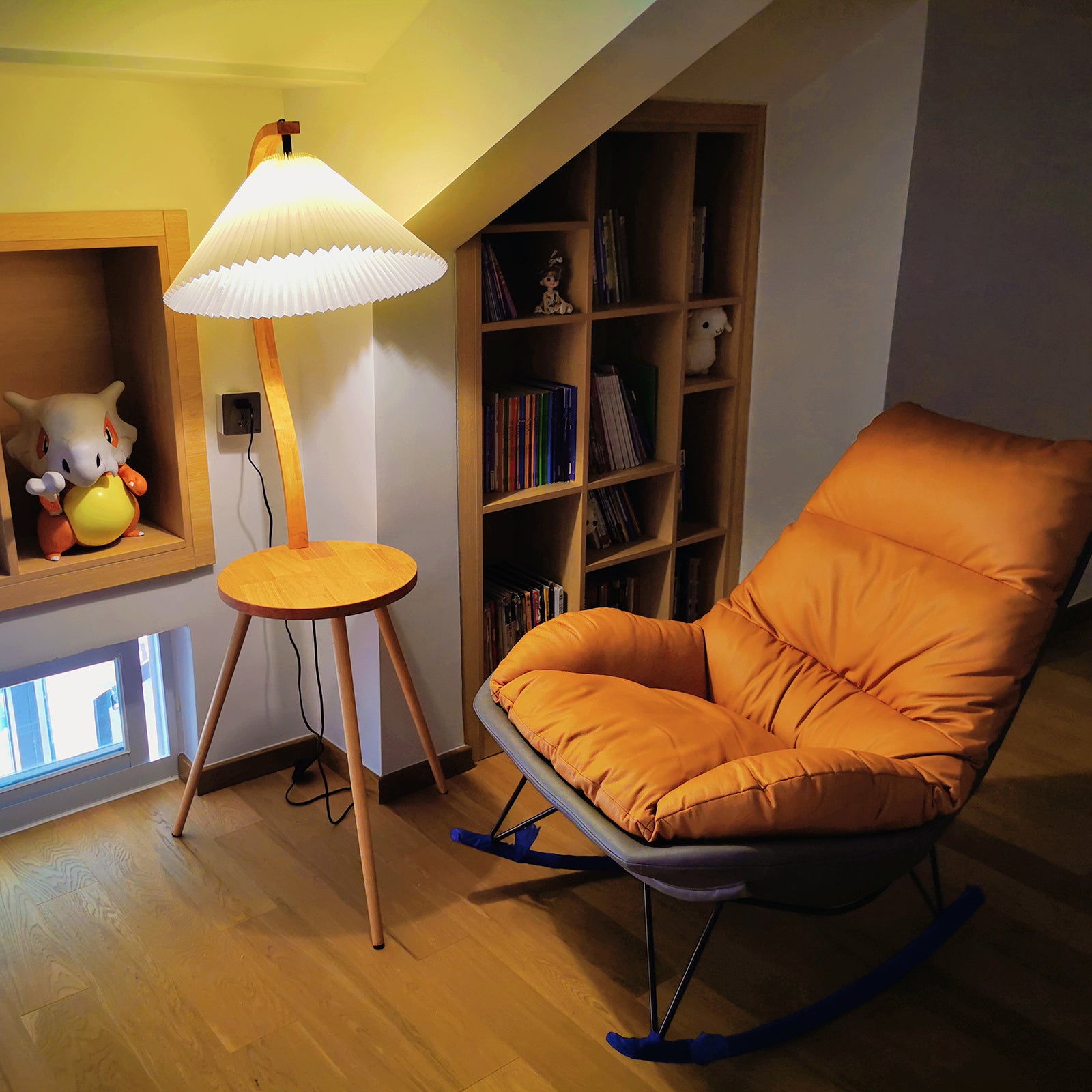 Caprani Tray Floor Lamp - Lumpaz