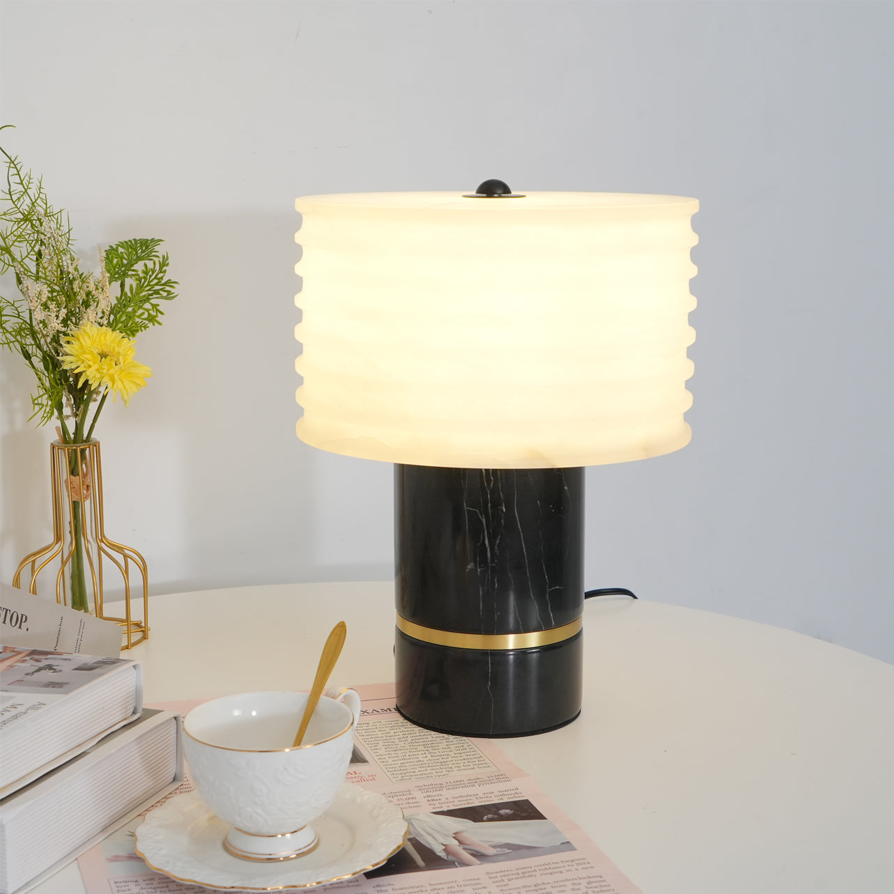 Outela Table Lamp - Lumpaz