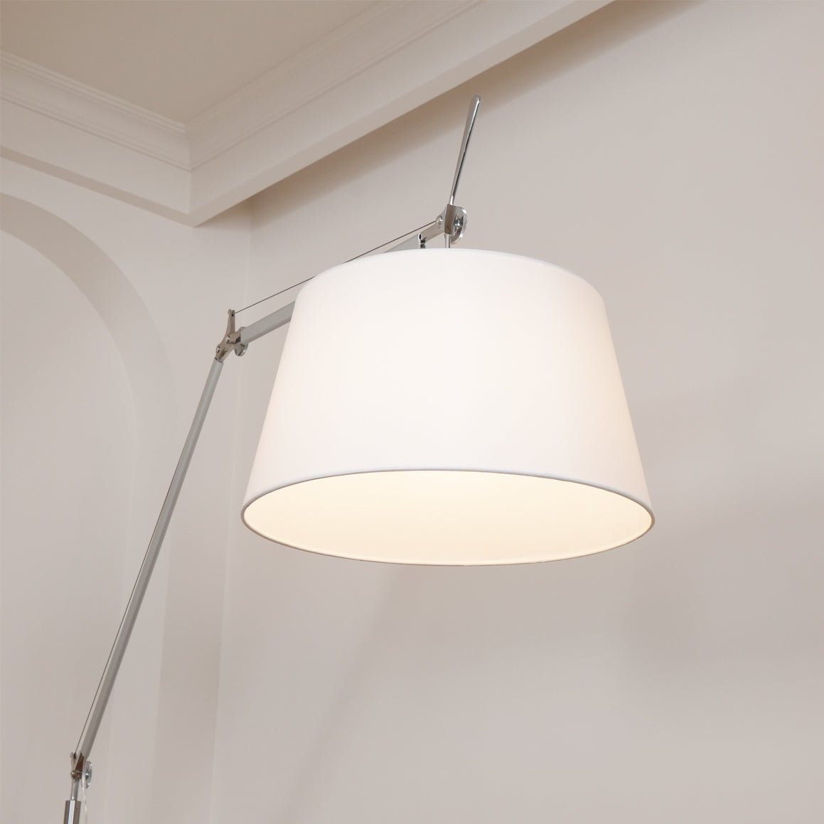 Modern Classic Floor Lamp - Lumpaz