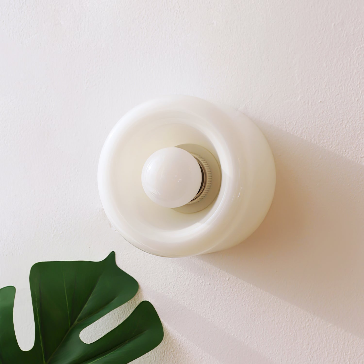 Round Glass Wall Lamp - Lumpaz