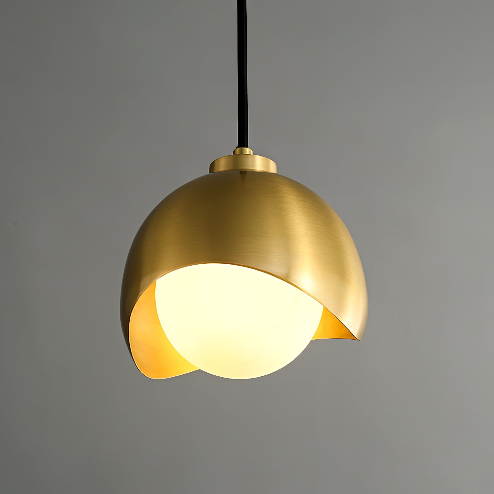 Helmet Pendant Lamp - Lumpaz