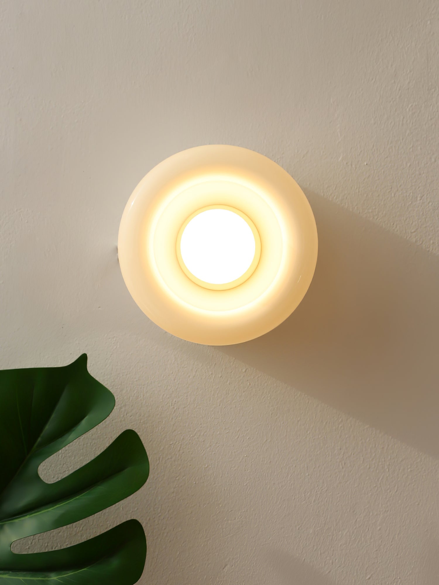 Round Glass Wall Lamp - Lumpaz