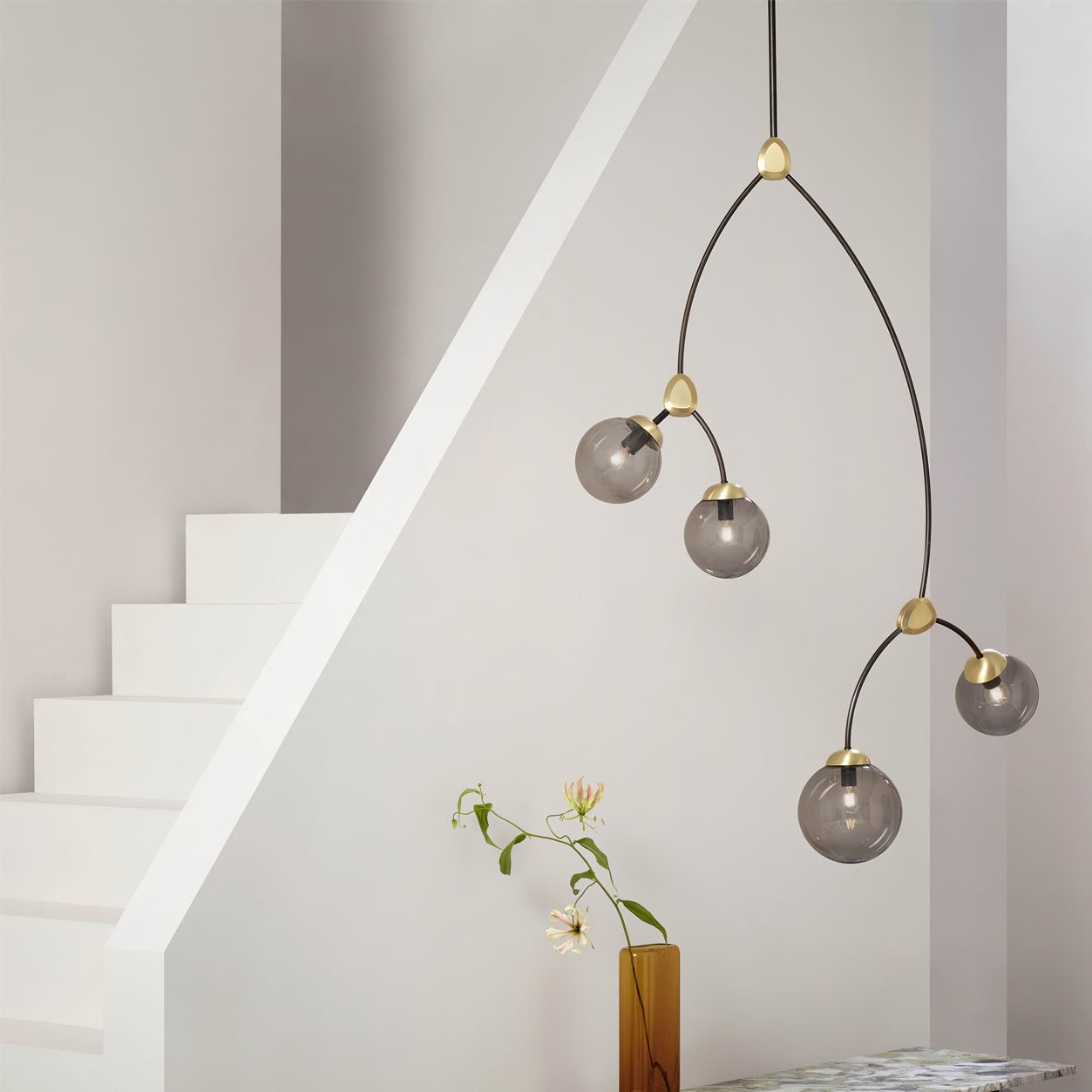Ivy Vertical Chandelier - Lumpaz