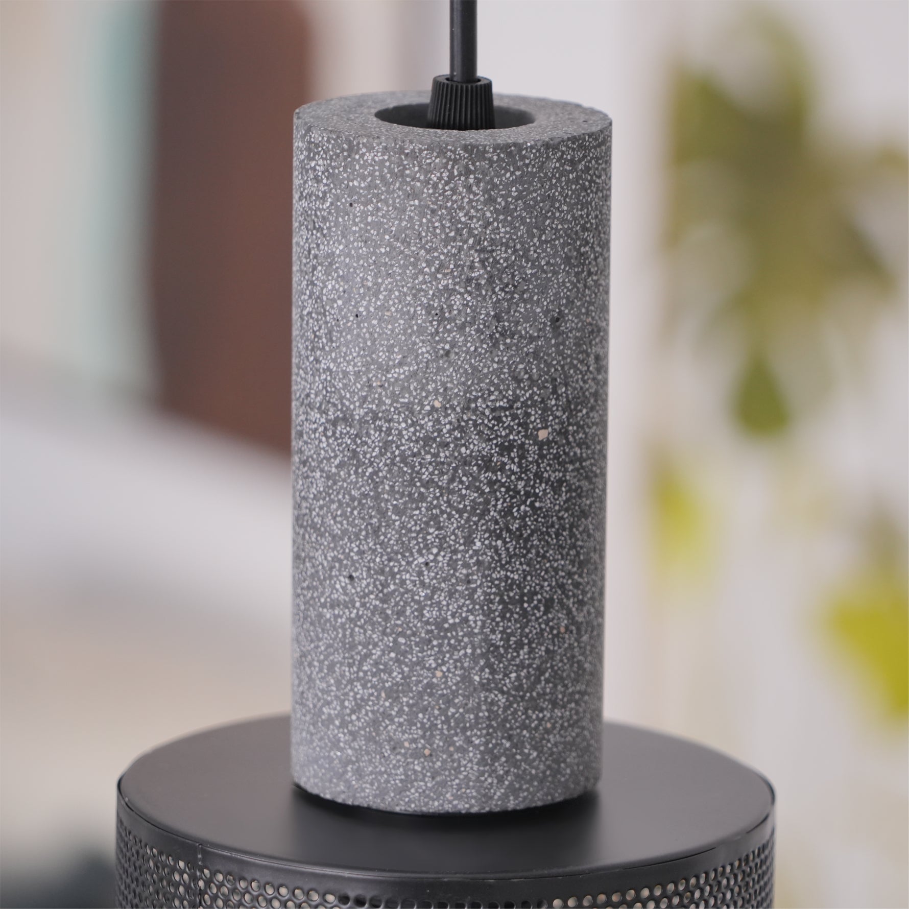 Concrete Industry Pendant Lamp - Lumpaz