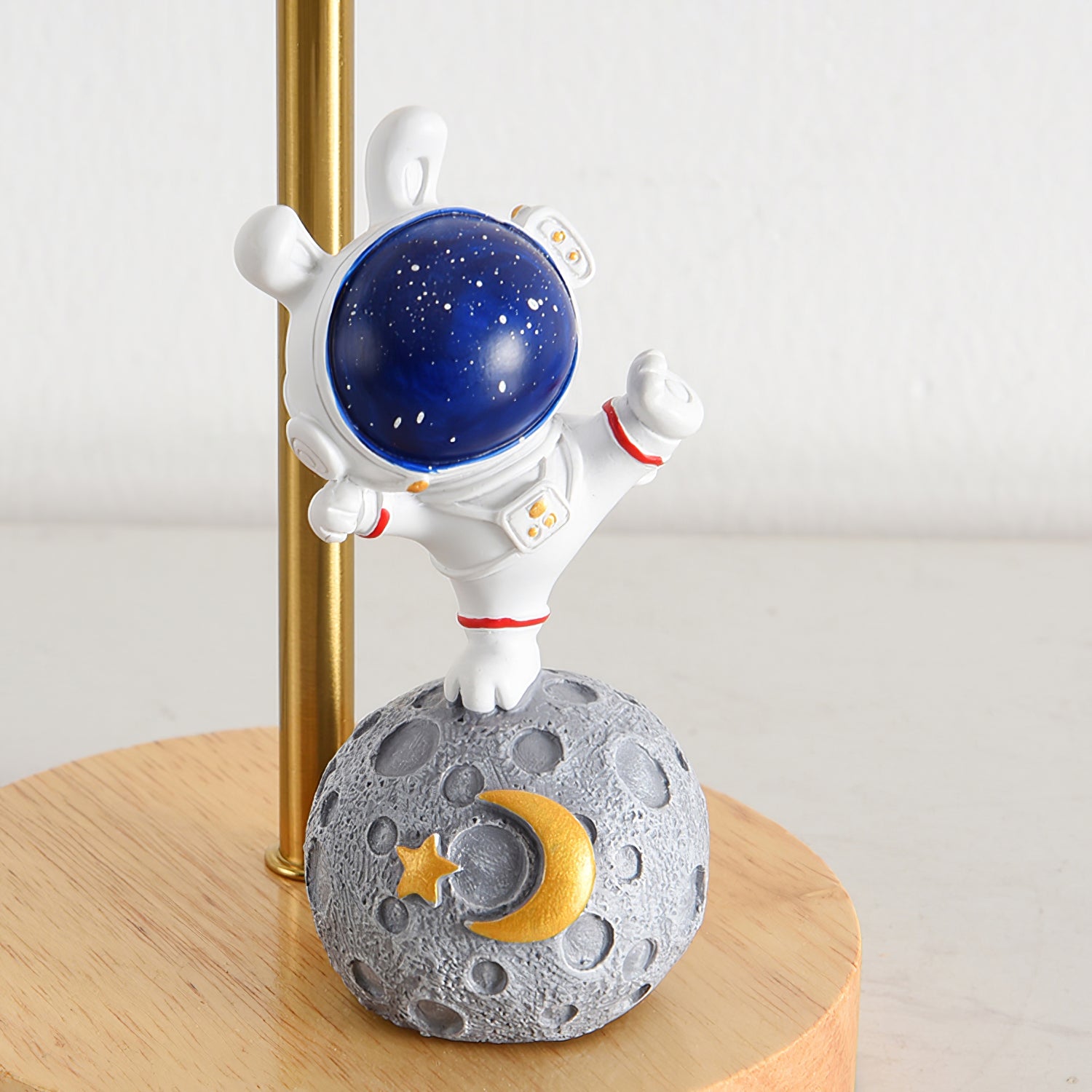 Creative Moon Table Lamp - Lumpaz