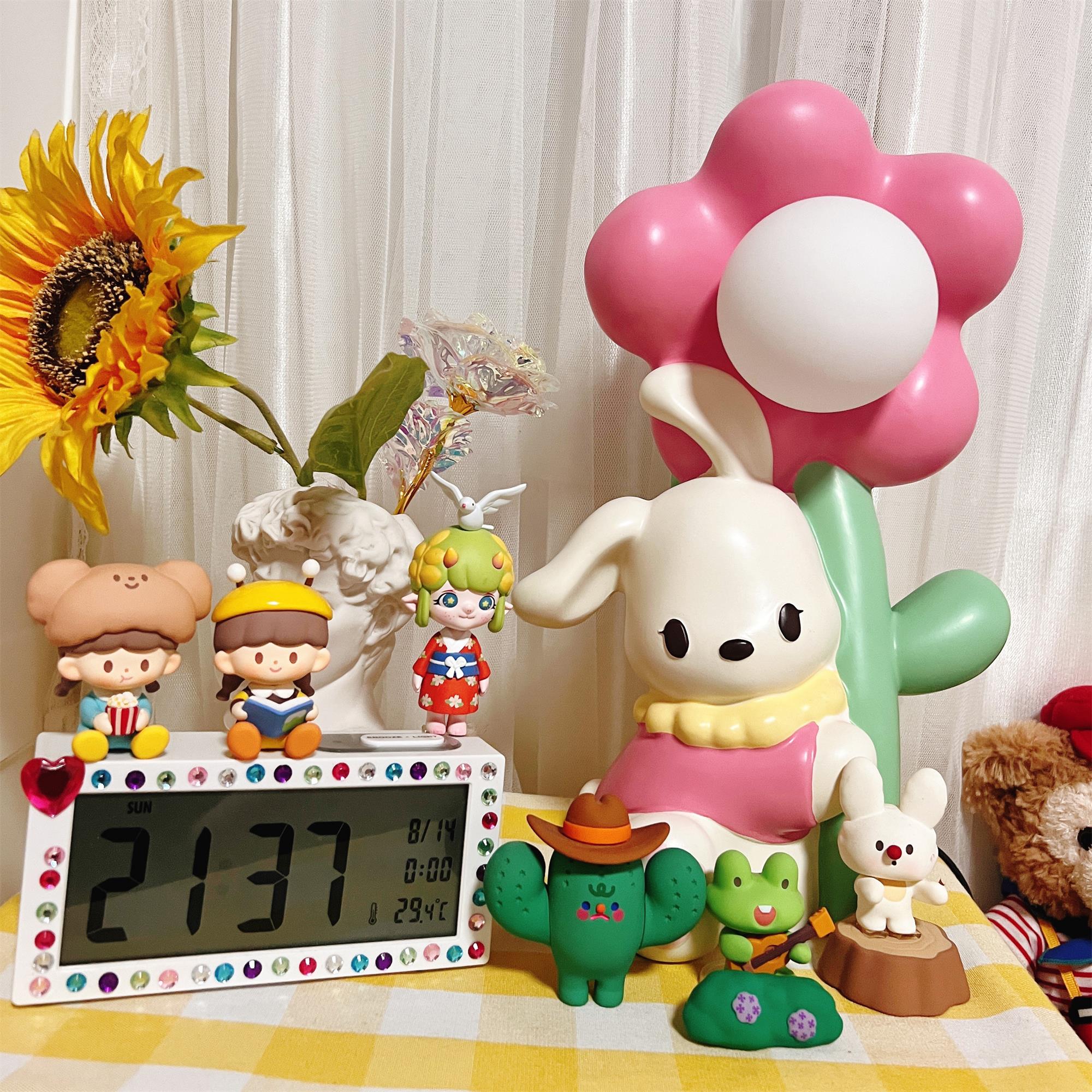 Bunny Flower Table Lamp - Lumpaz