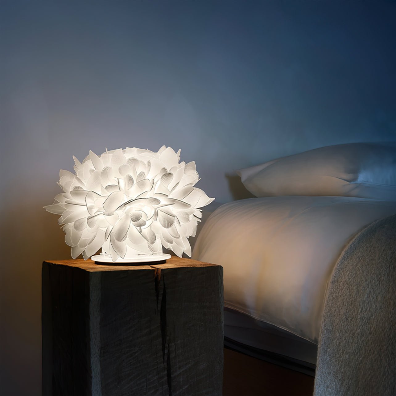 Veli Foliage Table Lamp - Lumpaz