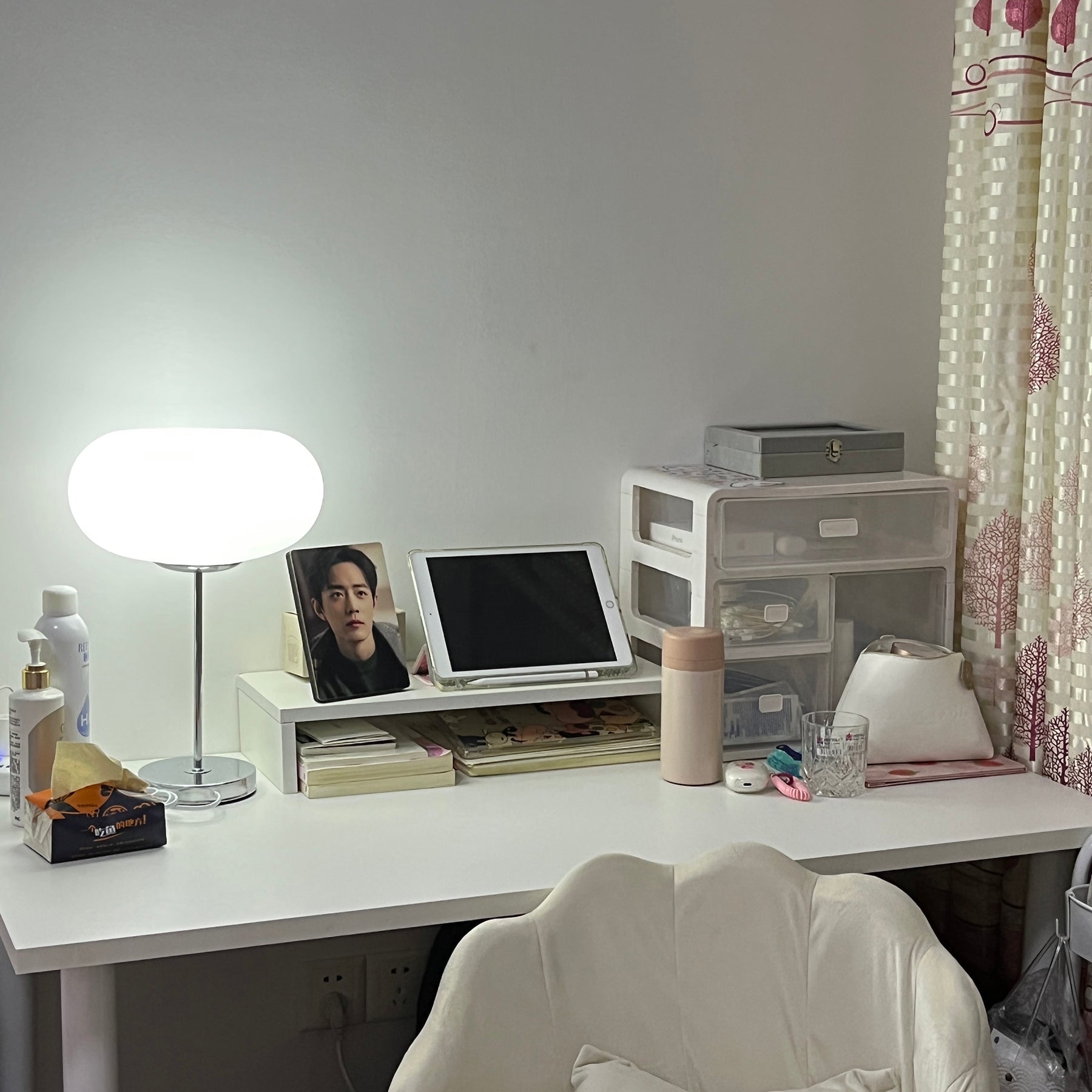Lumi Table Lamp - Lumpaz