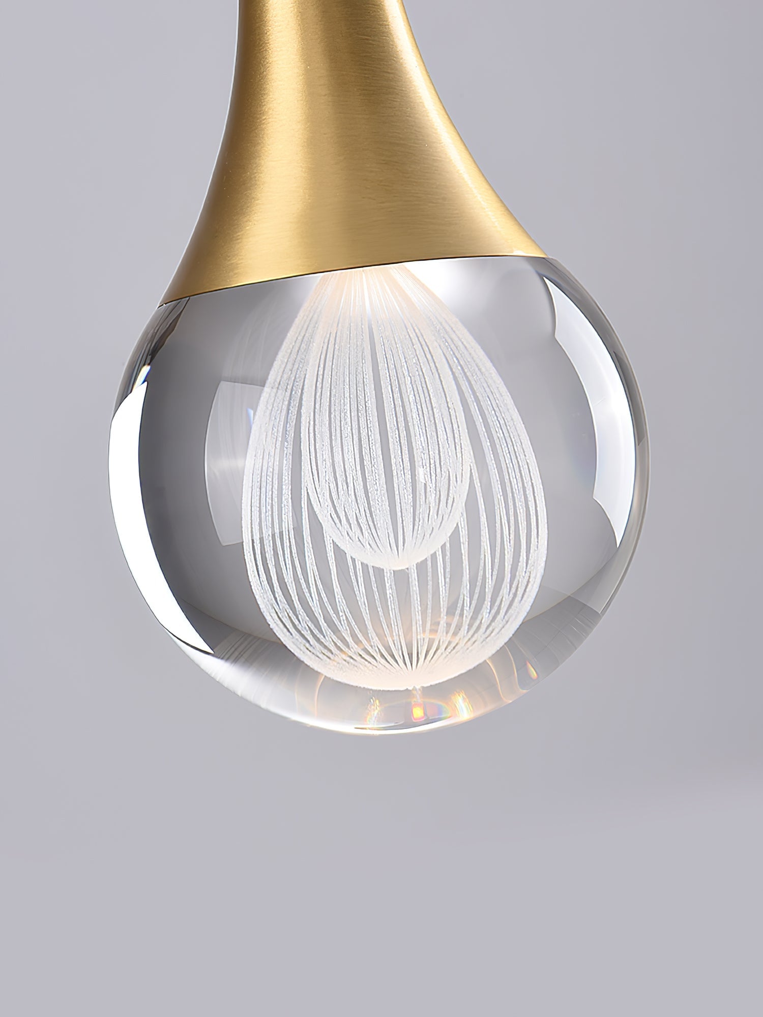 Teardrop Crystal Pendant Light - Lumpaz