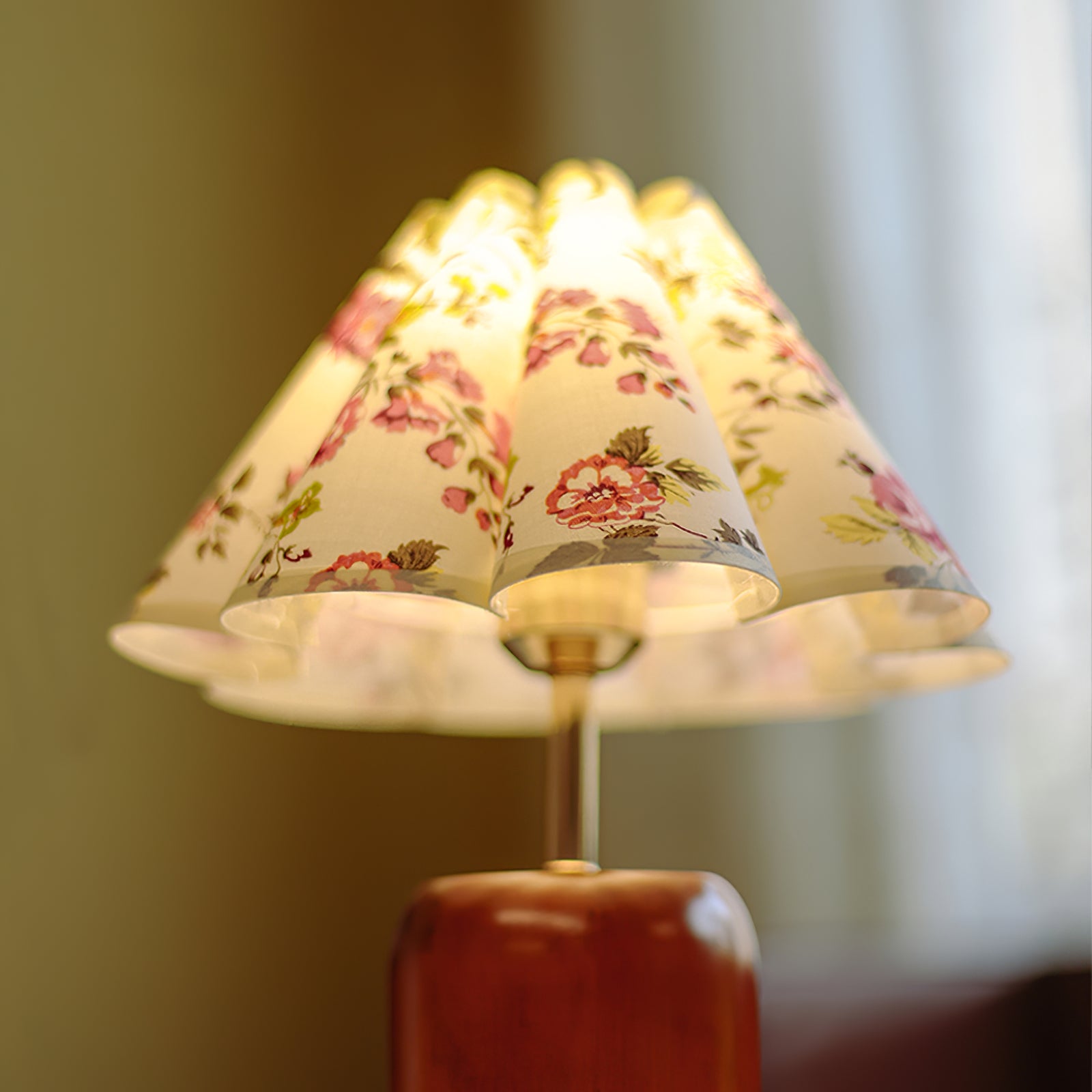 Rosa Vintage Table Lamp - Lumpaz