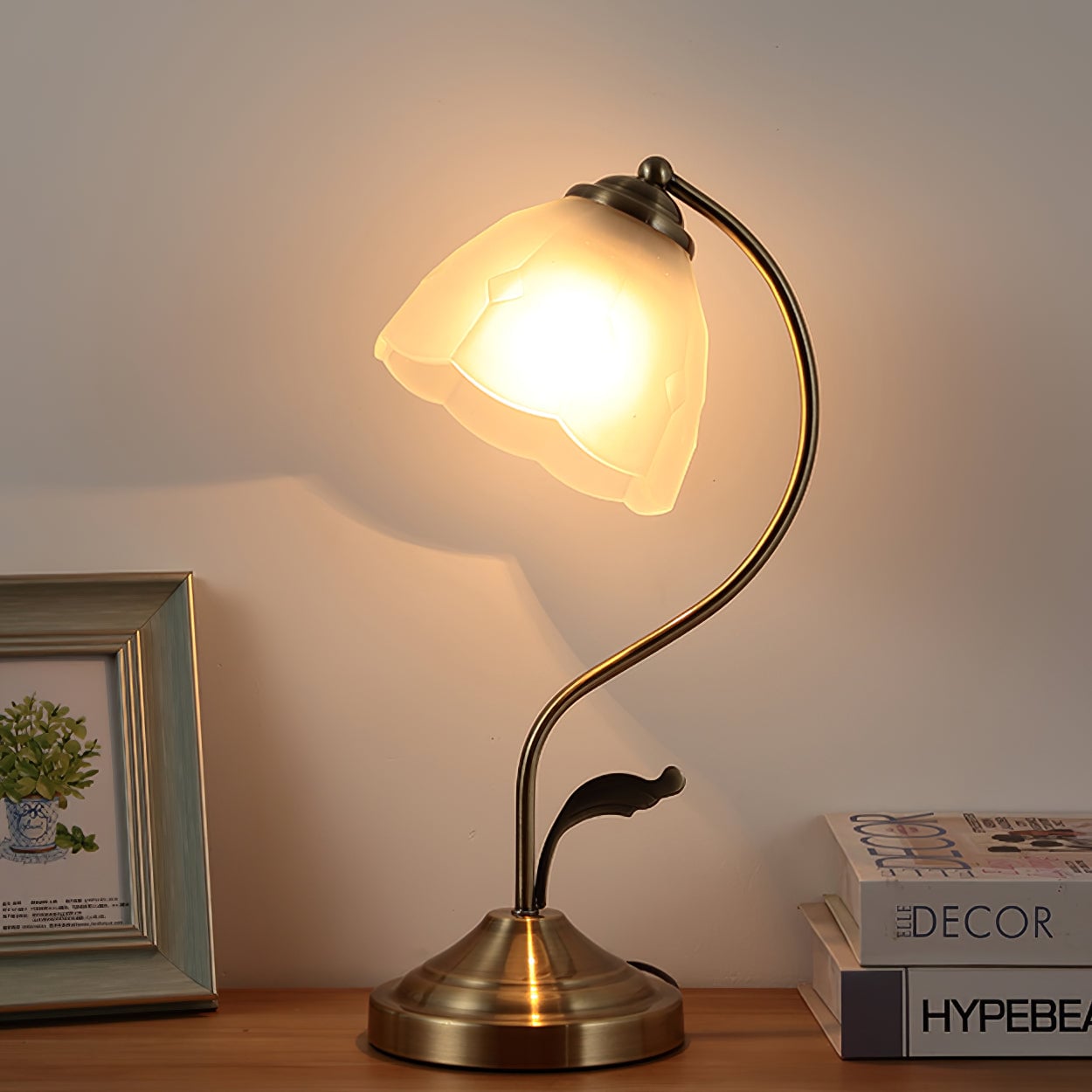 Mica Table Lamp - Lumpaz