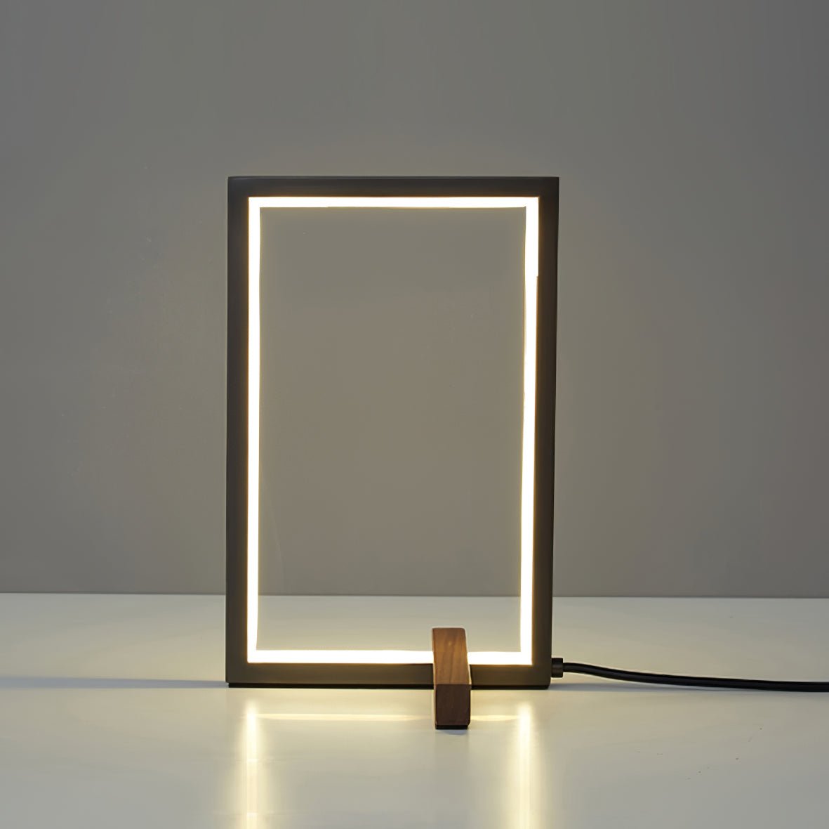 Mire Wood Table Lamp - Lumpaz