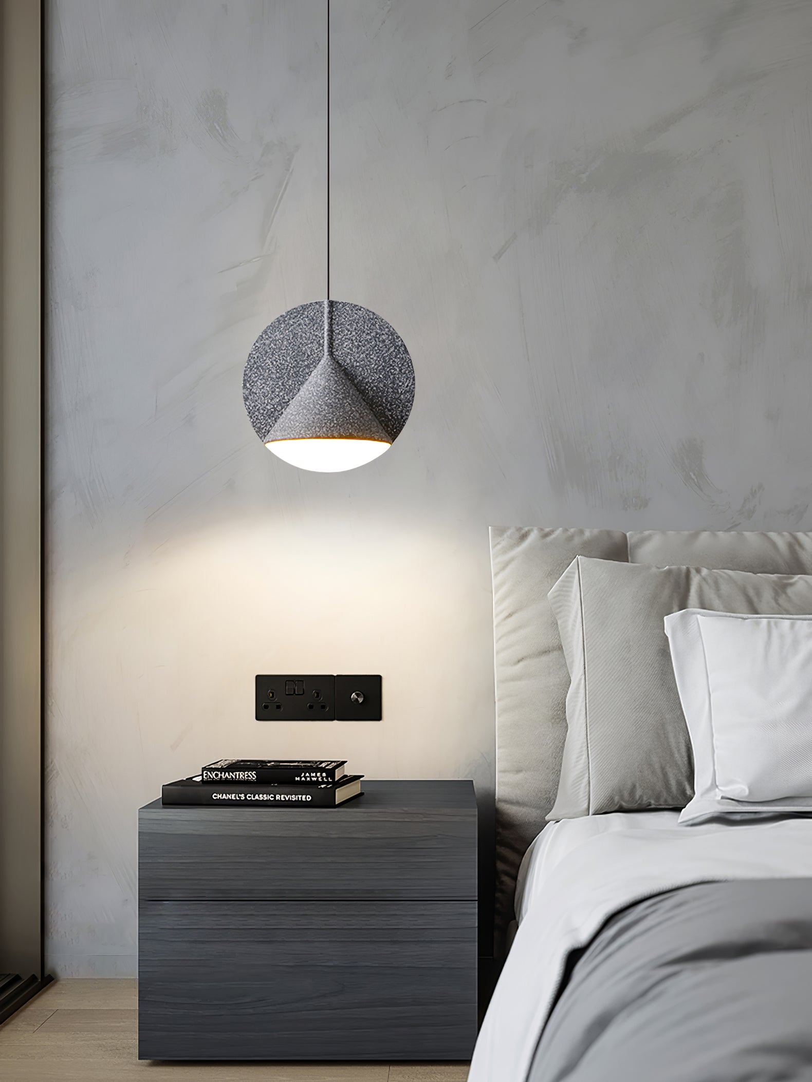 Ossa Resin Pendant Lamp - Lumpaz
