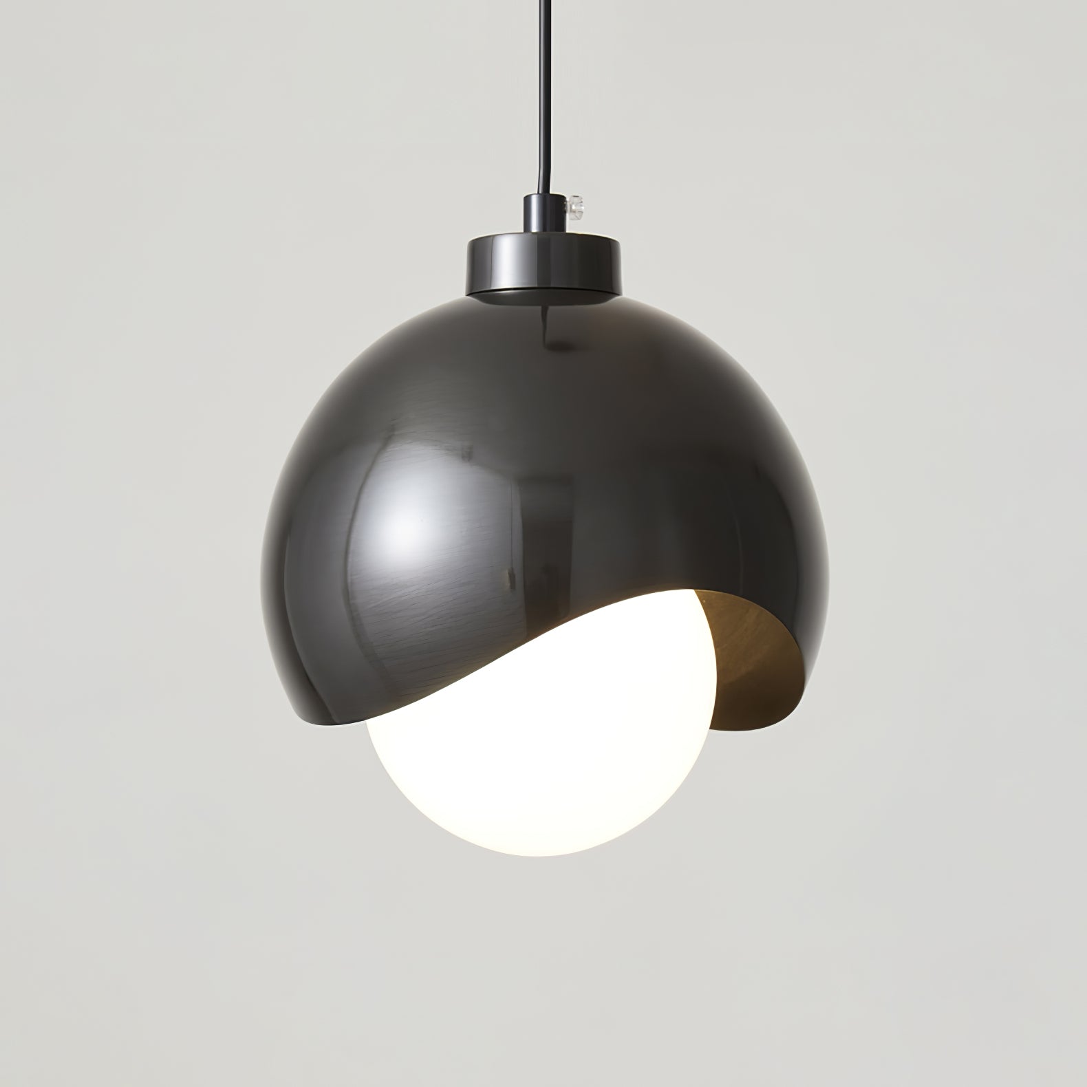 Helmet Pendant Lamp - Lumpaz