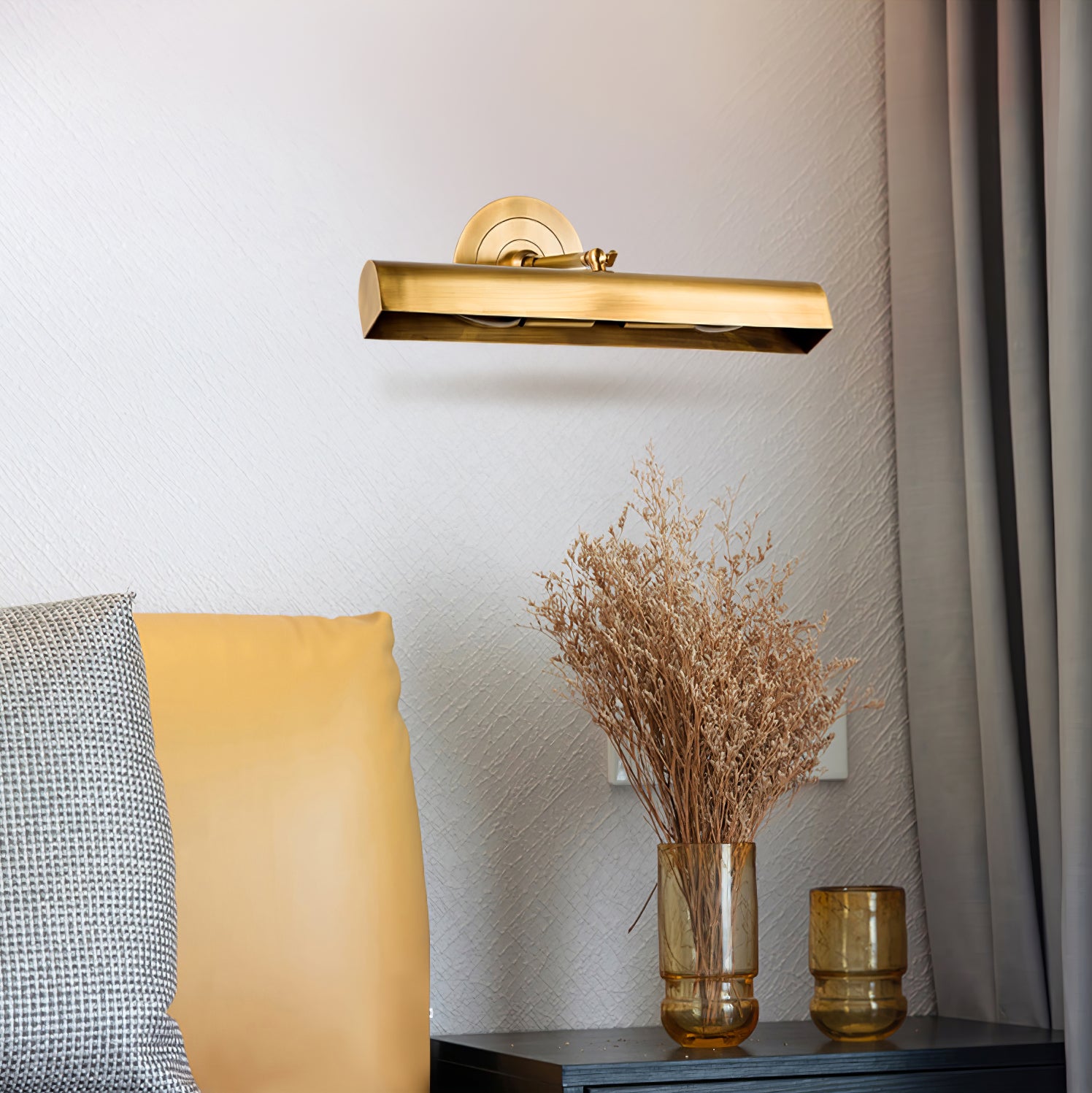 Swanson Wall Lamp - Lumpaz