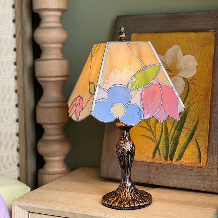Tiffany Table Lamp - Lumpaz