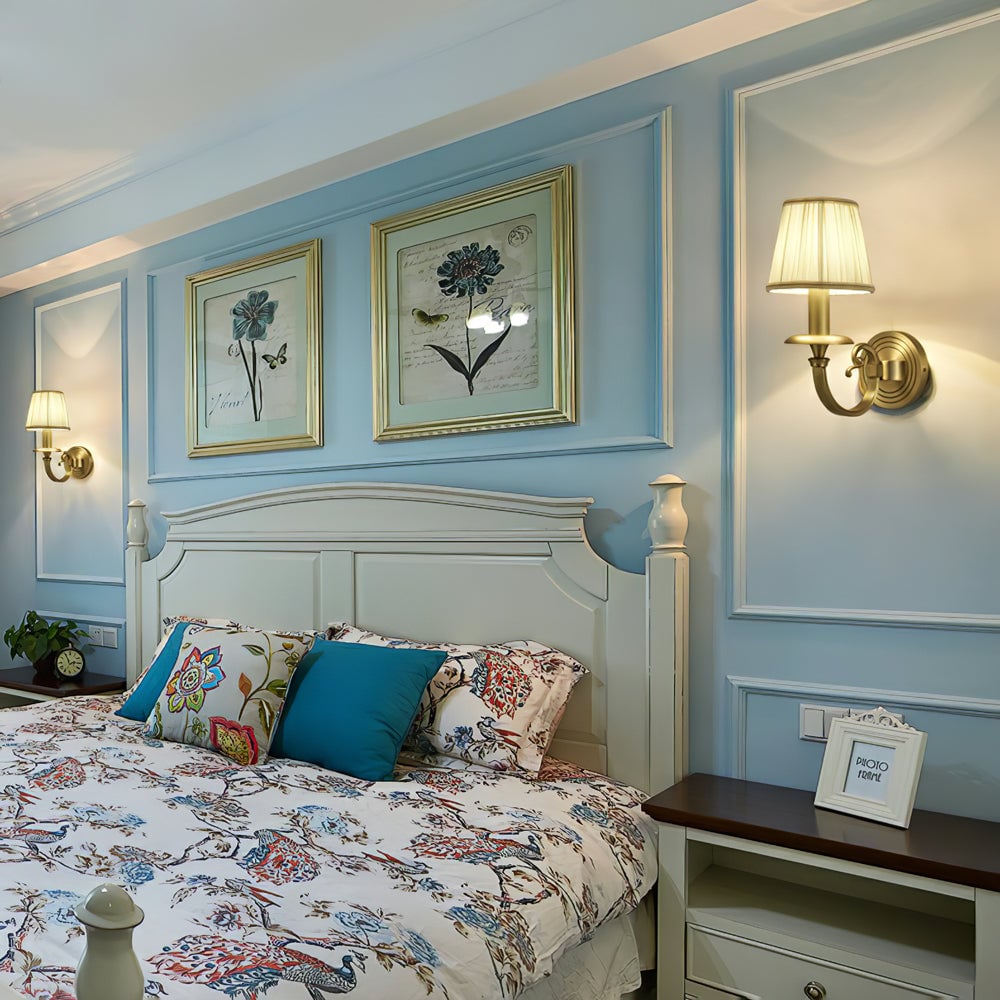 Pleated Brass Wall Lamp - Lumpaz