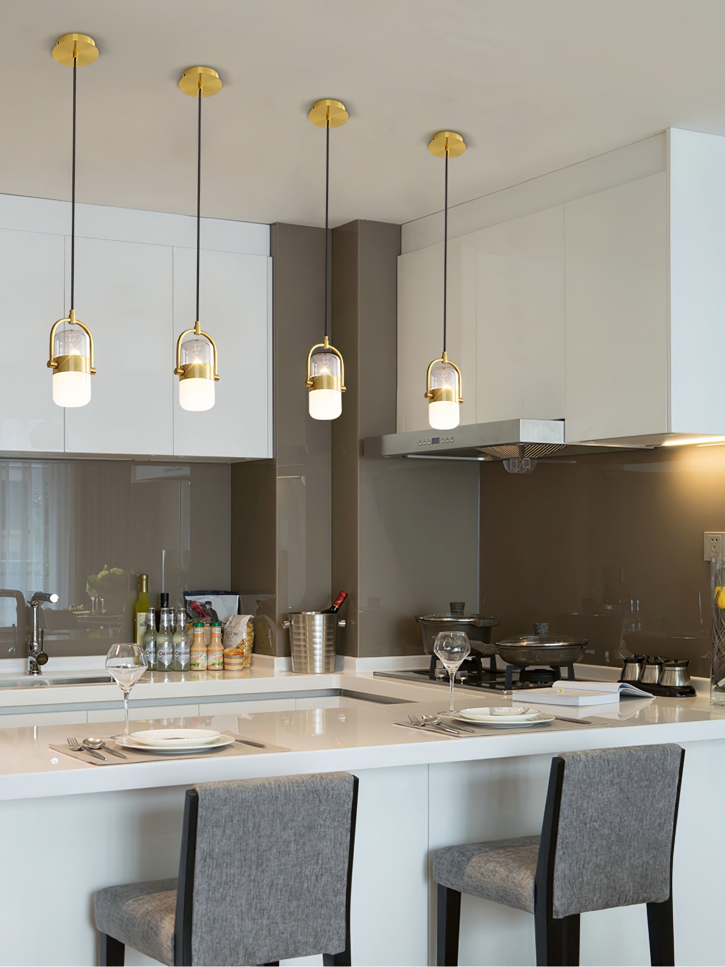 Capsule Rotating Pendant Lamp - Lumpaz