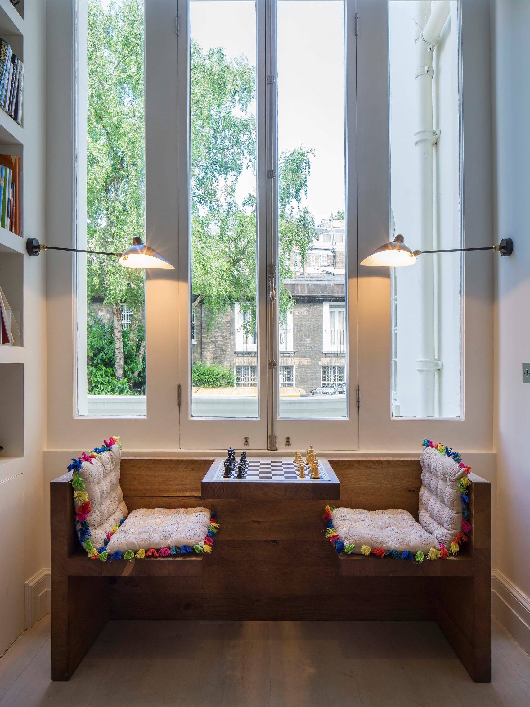 Serge Mouille Wall Lamp - Lumpaz