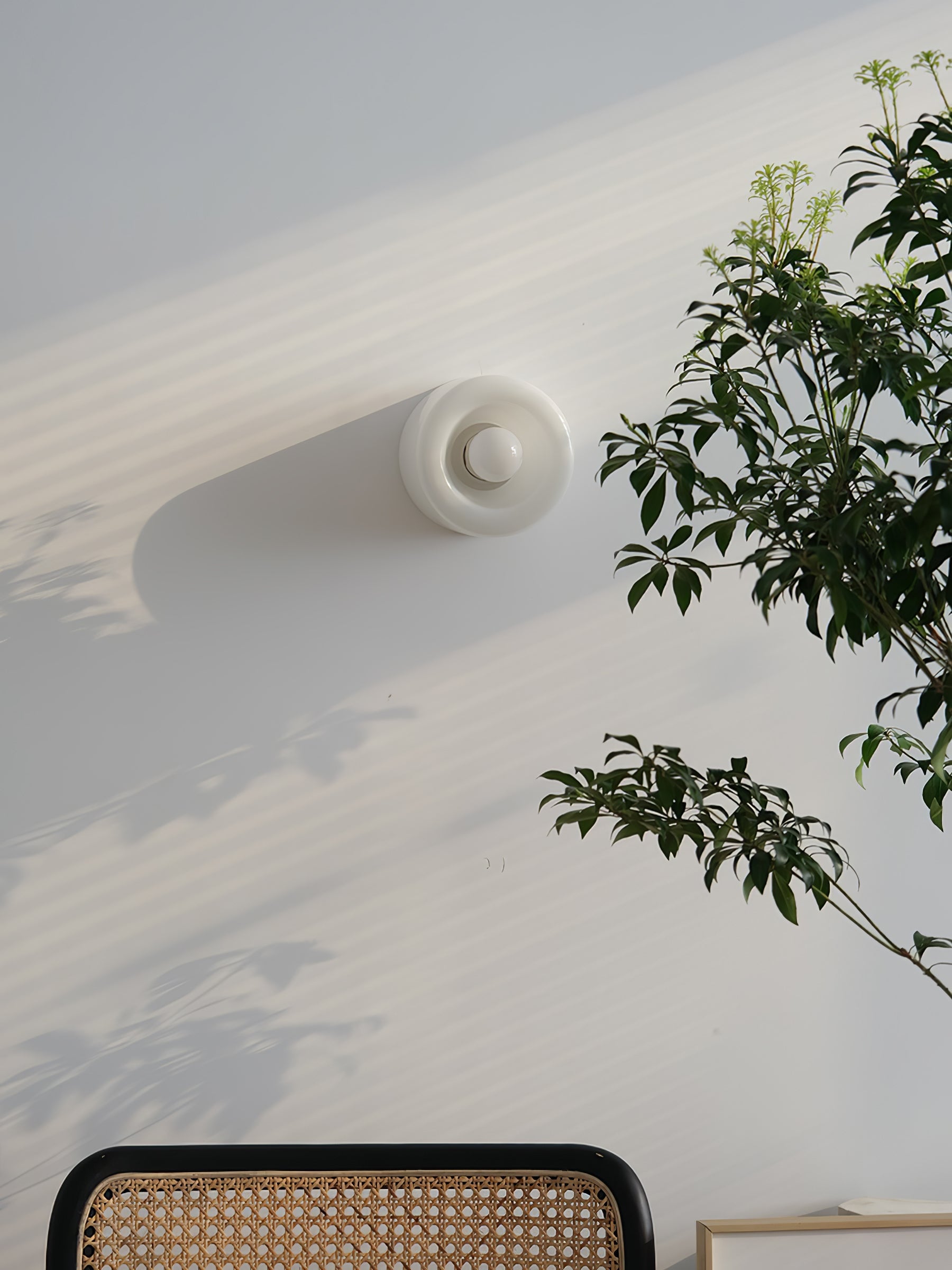 Round Glass Wall Lamp - Lumpaz