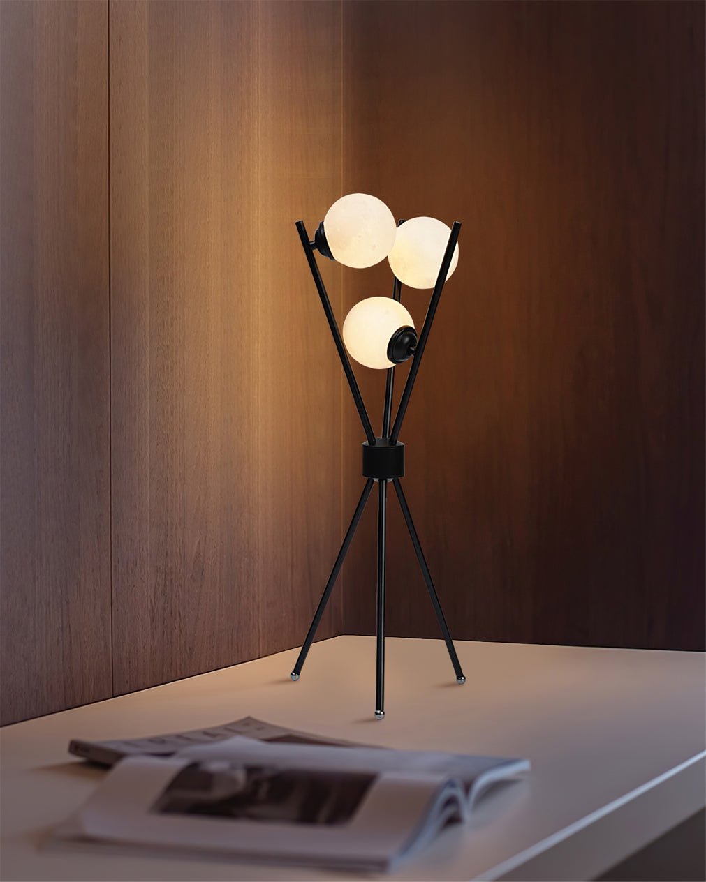 Moon Table Lamp - Lumpaz