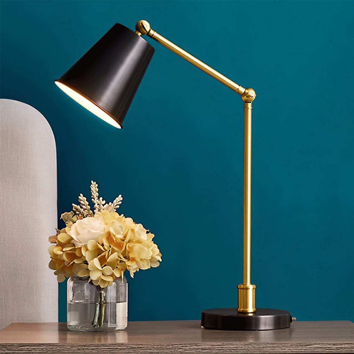Tresa Table Lamp - Lumpaz