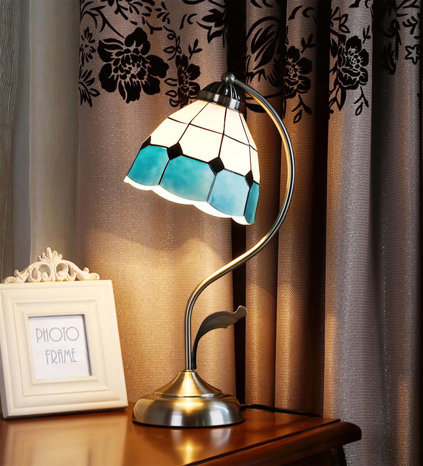Mica Table Lamp - Lumpaz