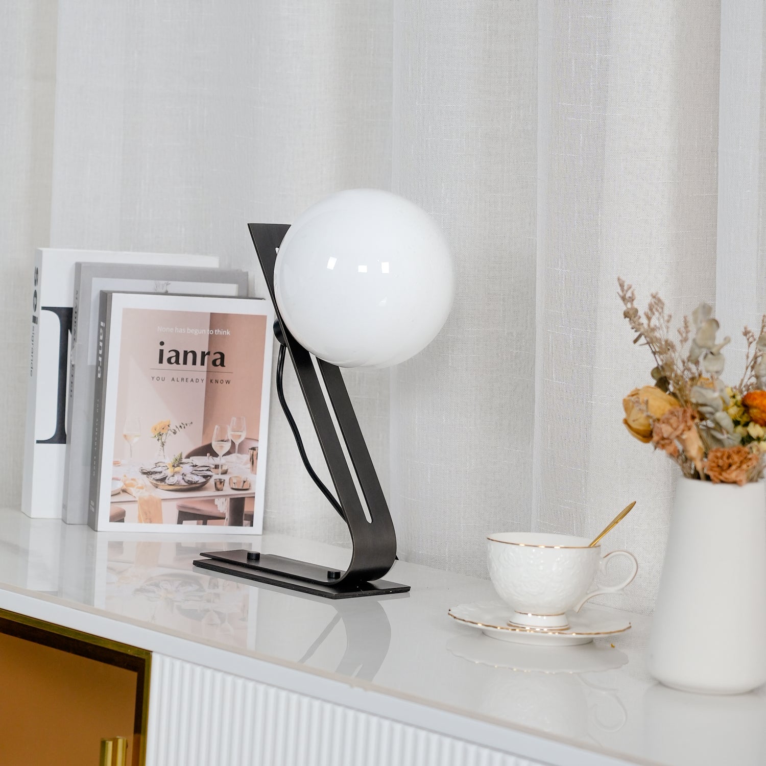 Arandela Table Lamp - Lumpaz