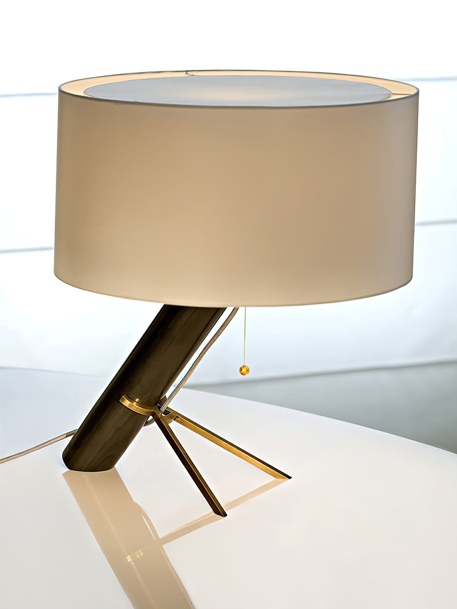 Never You Mind Table Lamp - Lumpaz