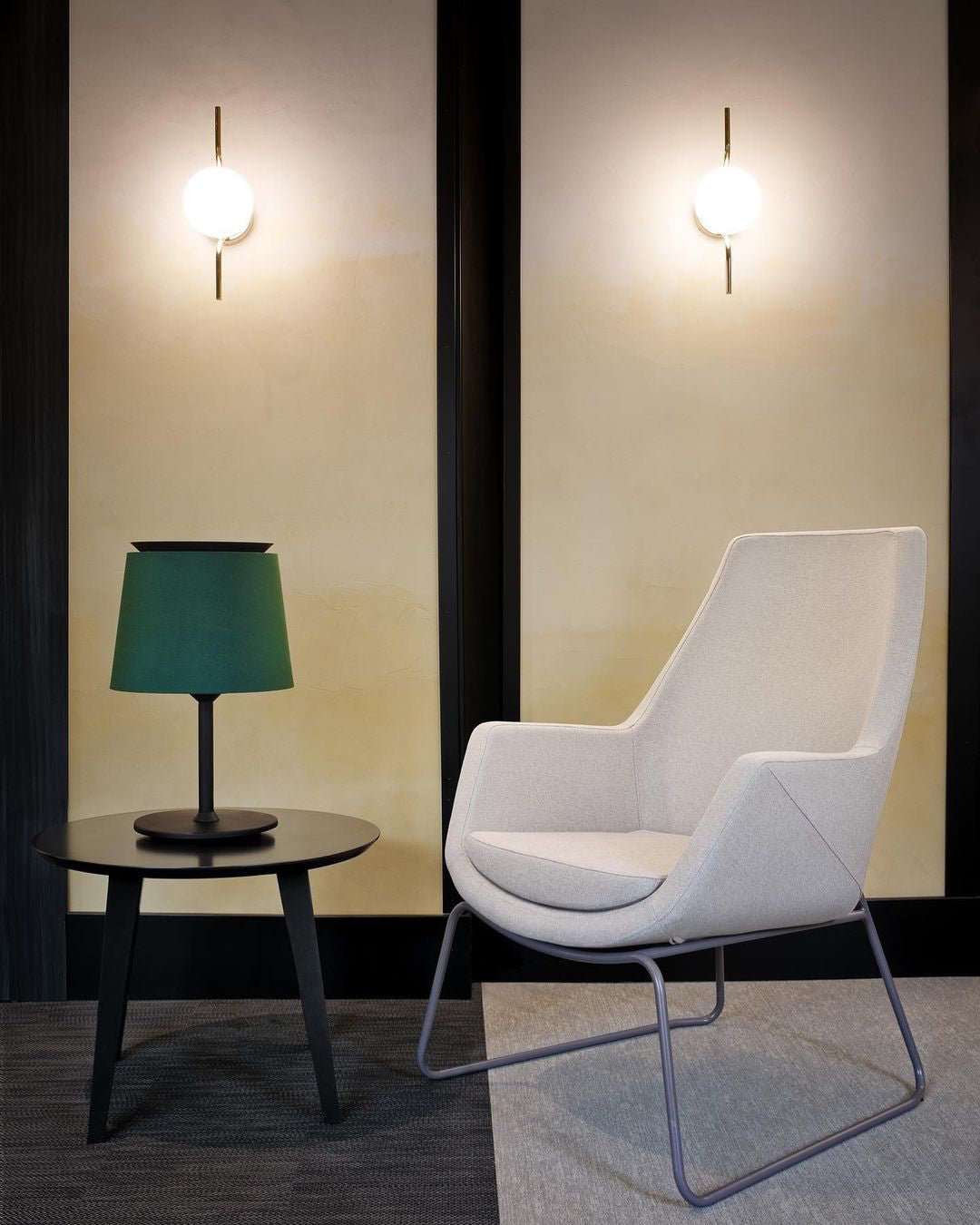 Levita Wall Lamp - Lumpaz