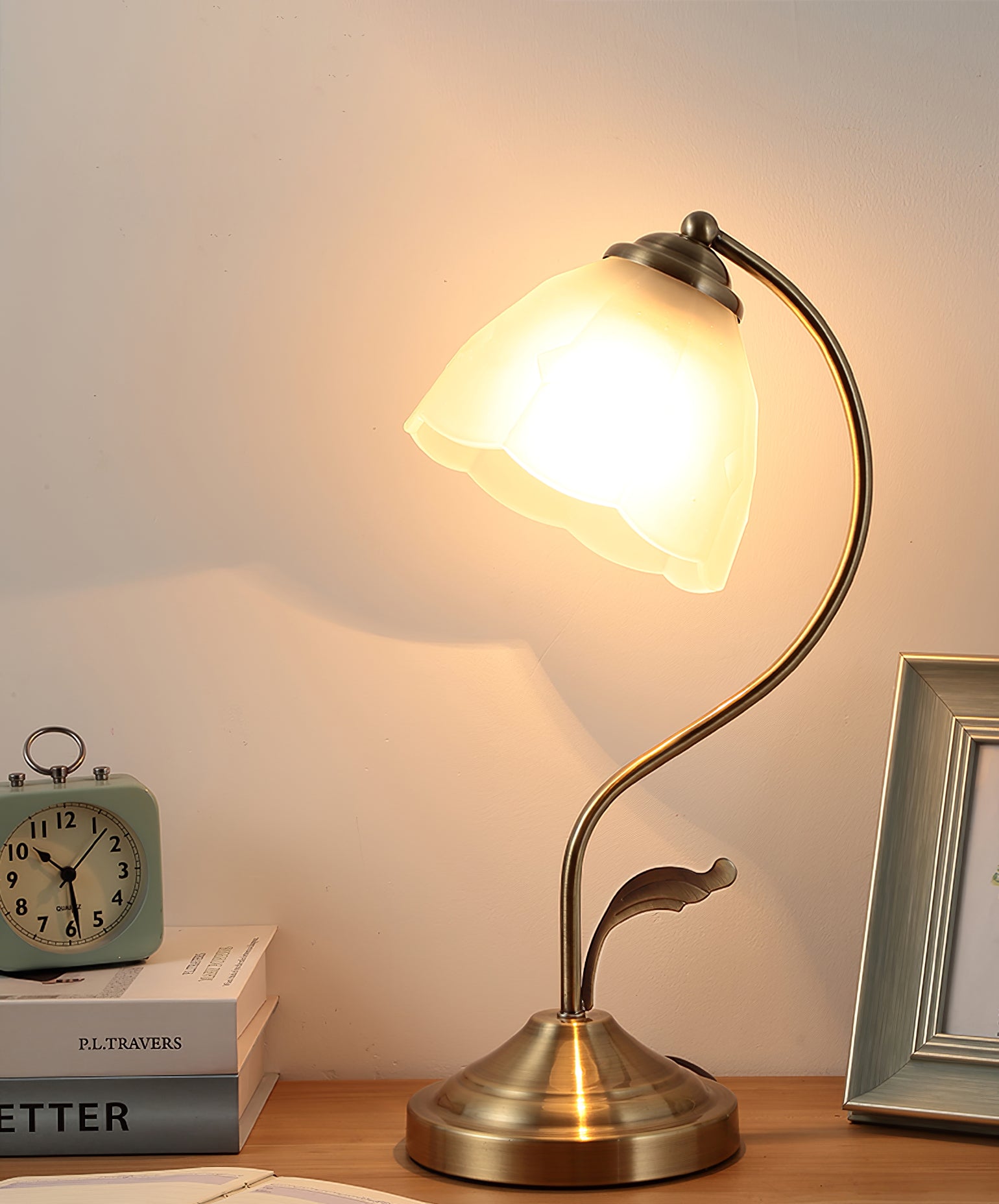 Mica Table Lamp - Lumpaz