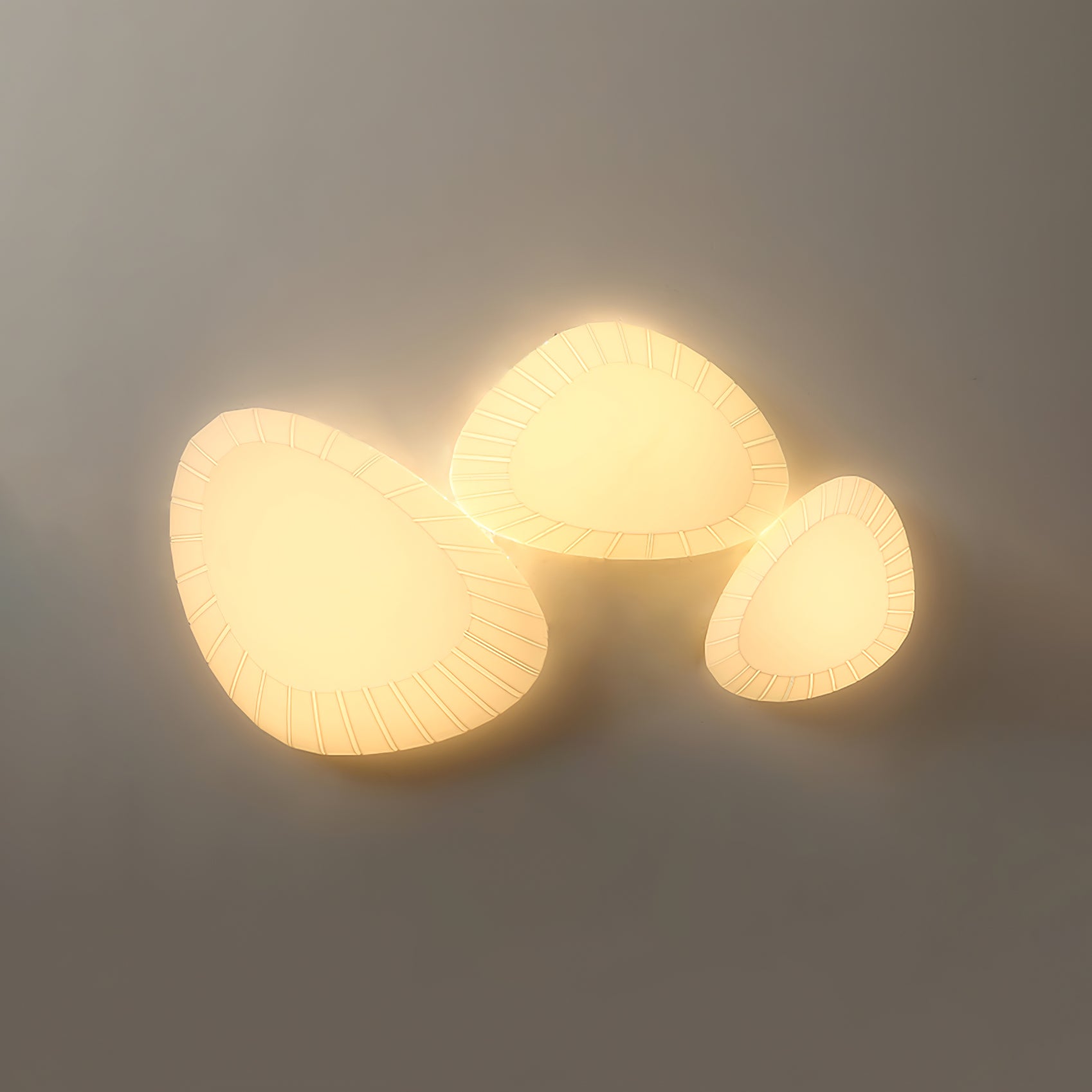 Cobblestone Ceiling Lamp - Lumpaz