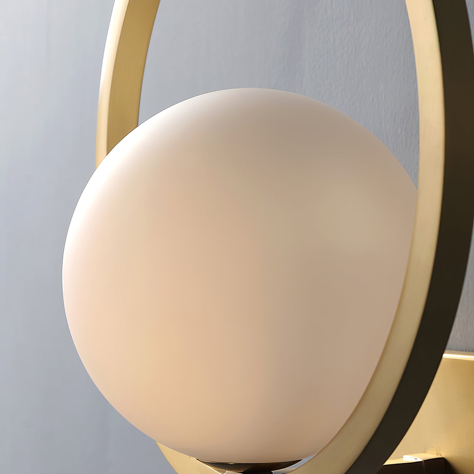 Lunar Brass Wall Lamp - Lumpaz