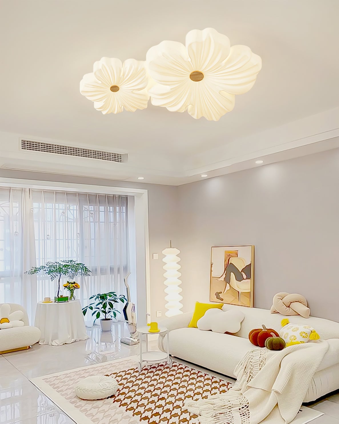 Cream Flower Ceiling Lamp - Lumpaz