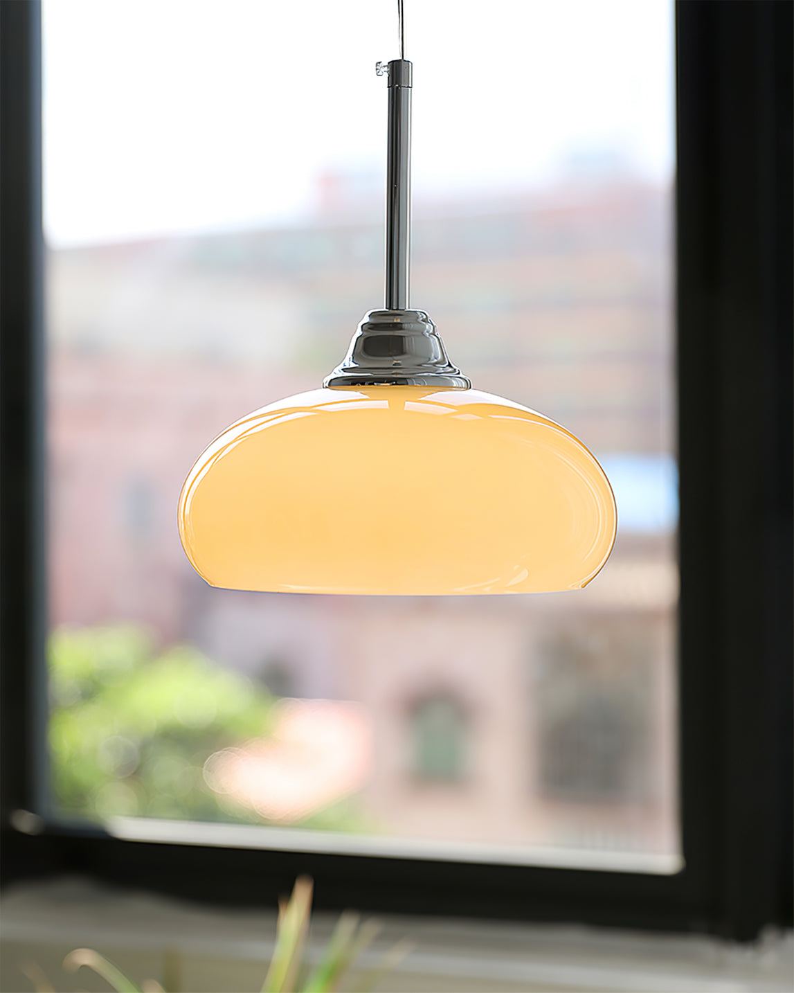 Cream Bell Pendant Lamp - Lumpaz