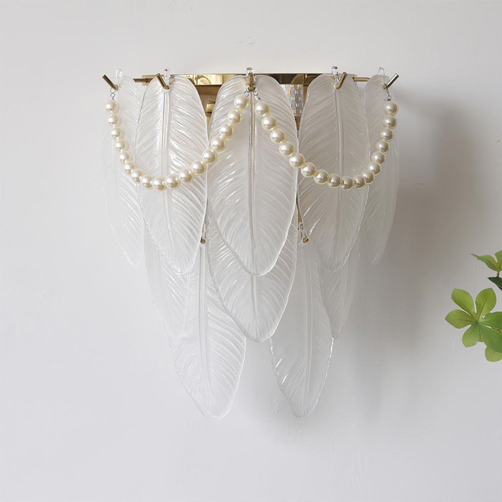 Feather Pearl Wall Lamp - Lumpaz